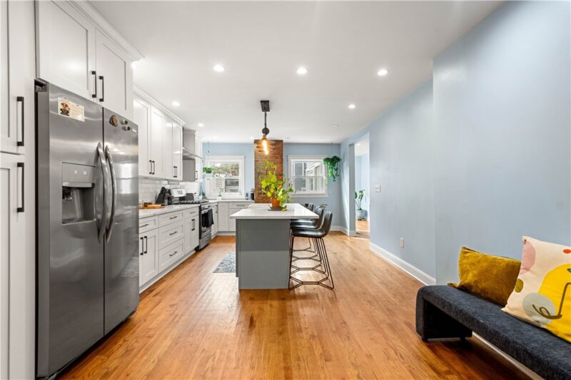 1207 Linden Pl — photo 8