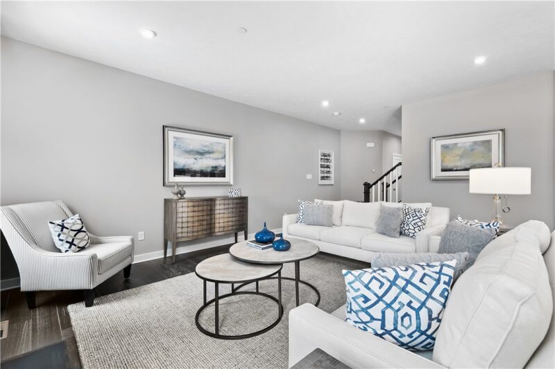 137 Victoria Drive — photo 5