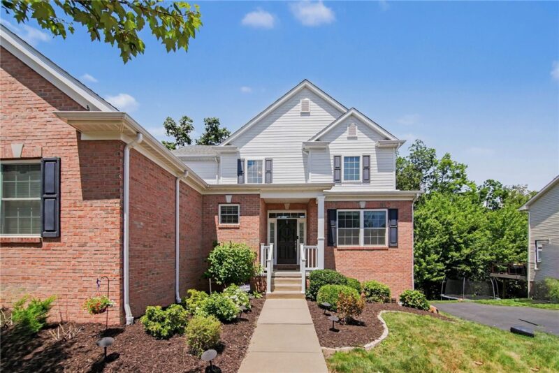 824 Westminster Ln — photo 3