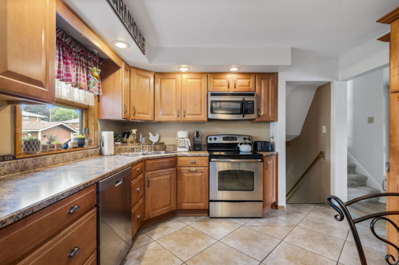 247 Mary DRIVE — photo 3