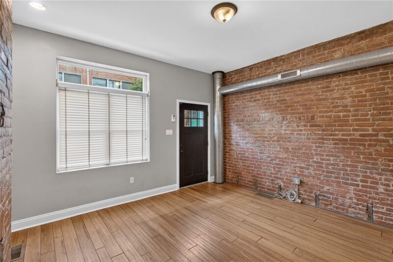 4032 Willow St — photo 5