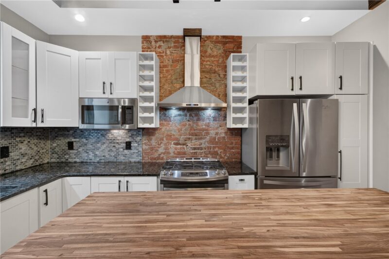 4032 Willow St — photo 8