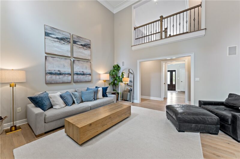 8000 Sherwood Dr — photo 3