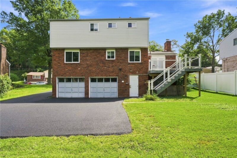 1019 Harvard Road — photo 4