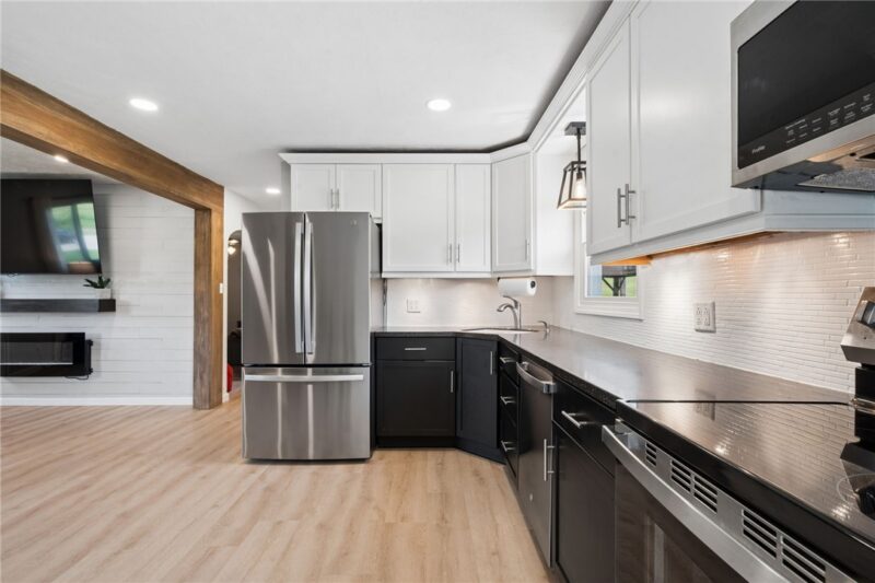 160 Brush Creek Rd — photo 3