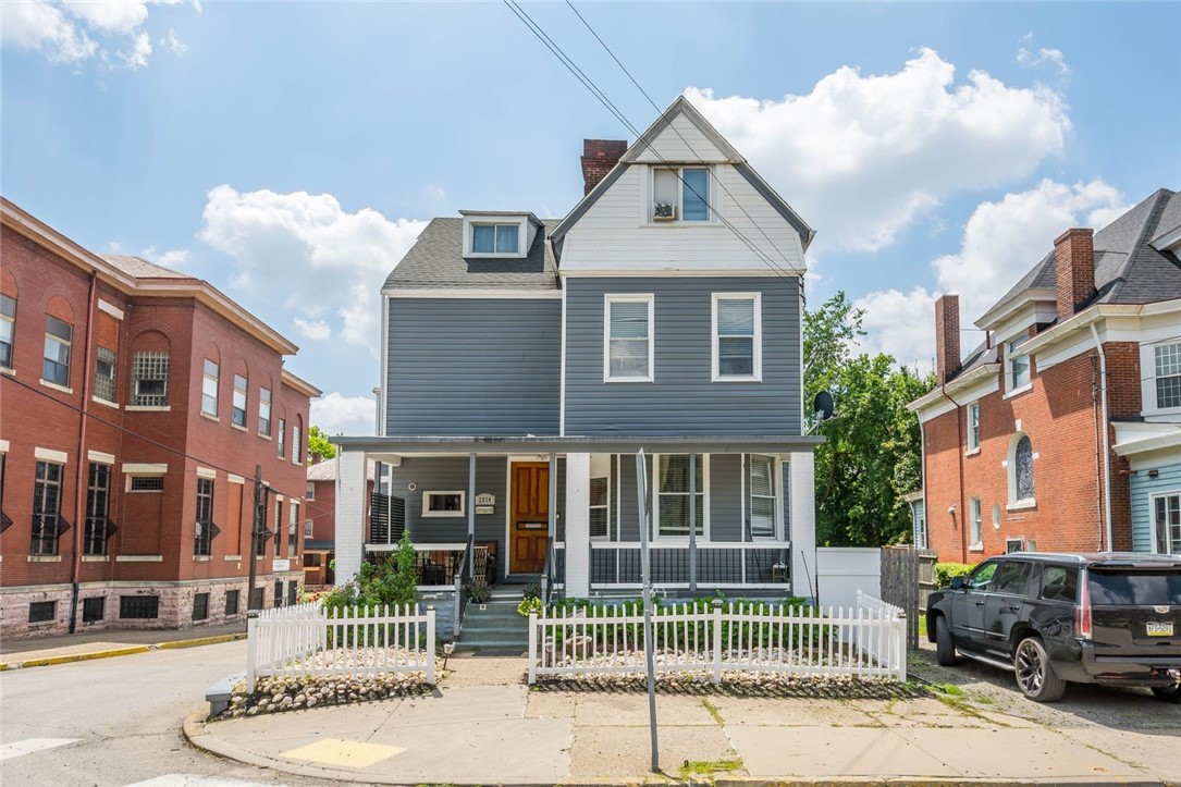 2834 Bedford Ave — photo 1