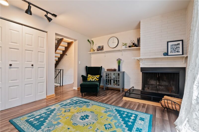 402 Allenberry — photo 3