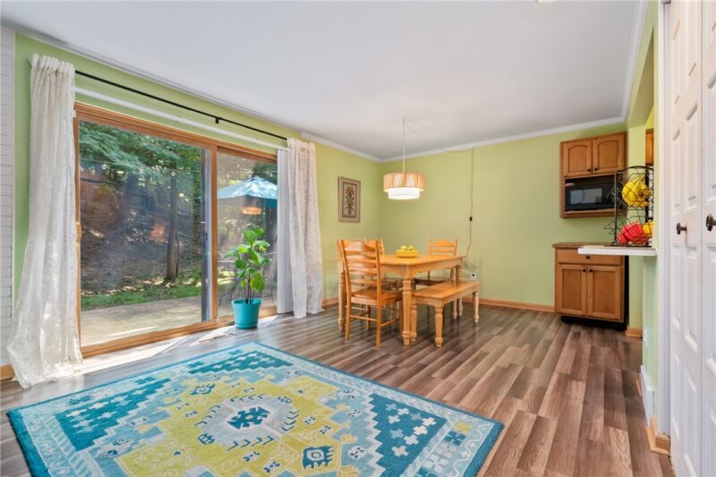 402 Allenberry — photo 4