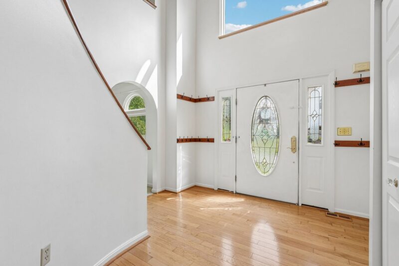 209 Jaclyn Dr — photo 4