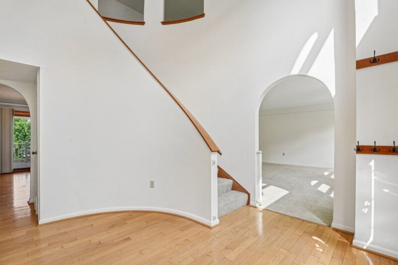 209 Jaclyn Dr — photo 5