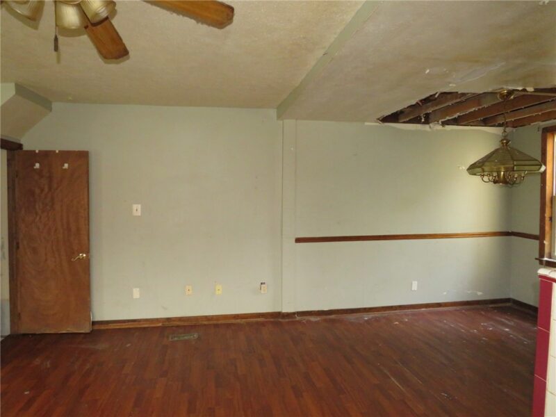 1119 Charles St — photo 6