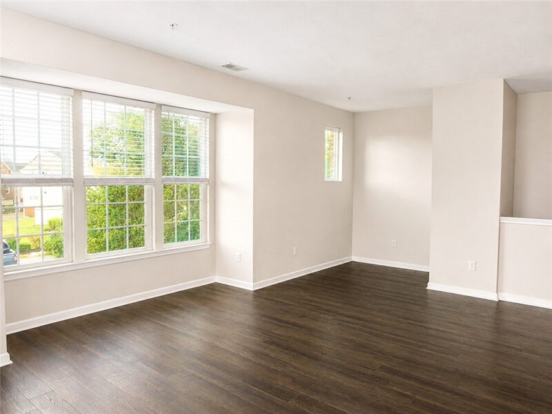1000 Grey Fox Cir — photo 4