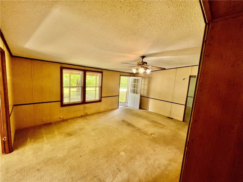 11 S Park Blvd — photo 5