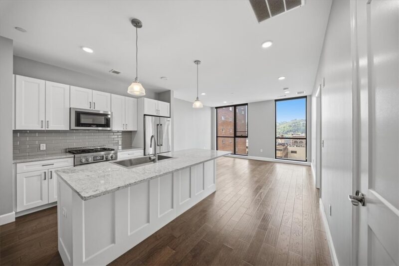 350 Oliver Ave 1101 — photo 5