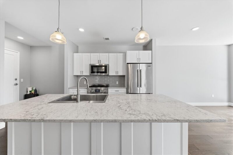 350 Oliver Ave 1101 — photo 7