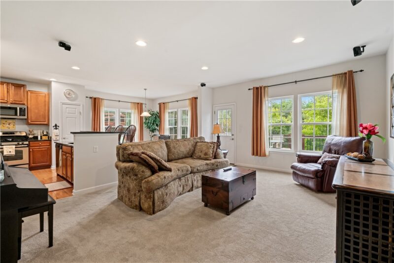 6359 Club Dr — photo 5