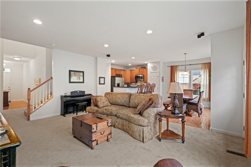6359 Club Dr — photo 6