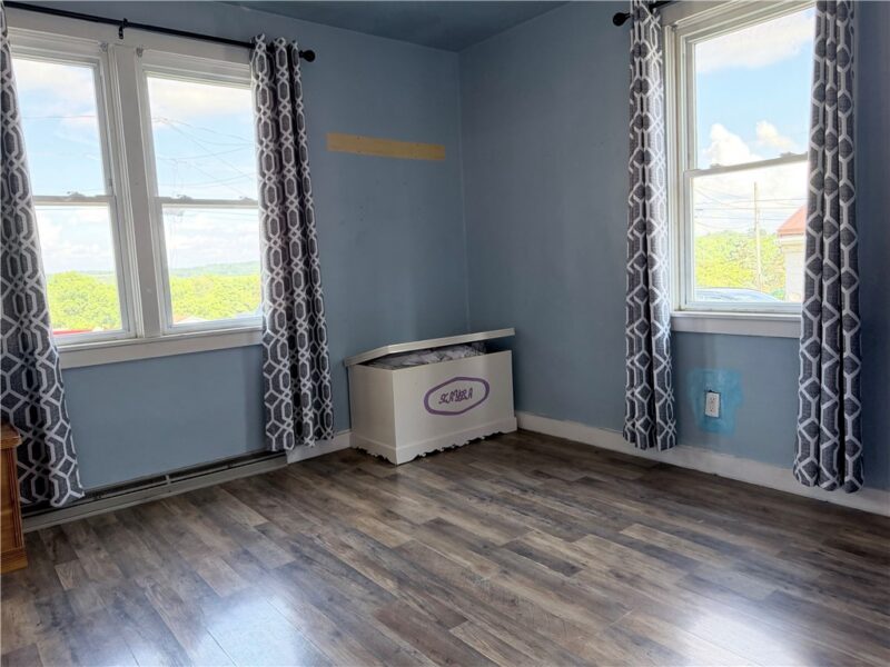 107 W Scenic Dr — photo 2
