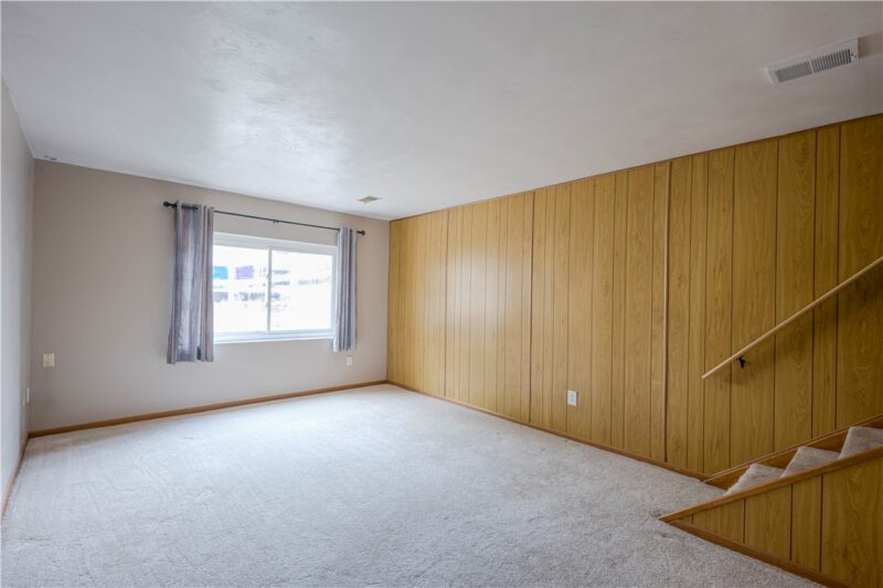 327 Beech Rd — photo 4