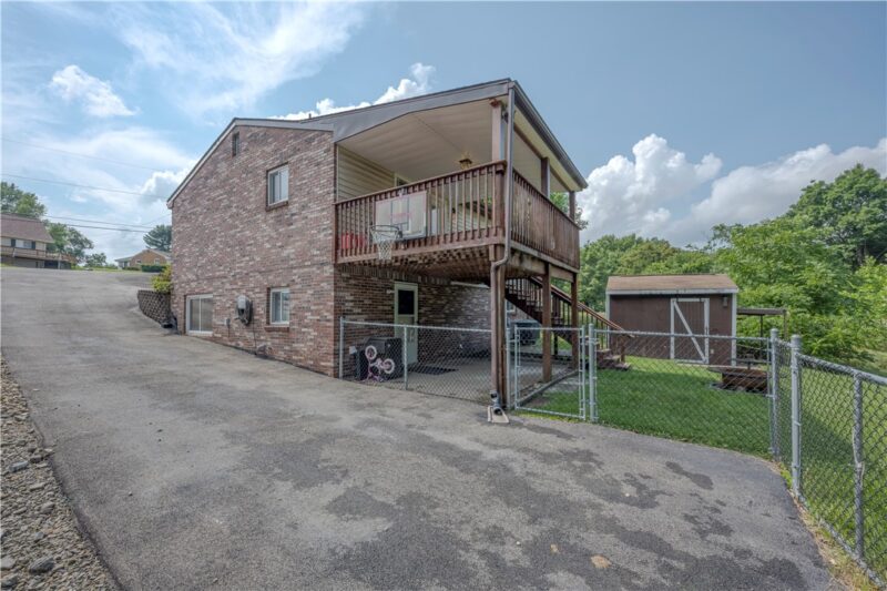 327 Beech Rd — photo 5