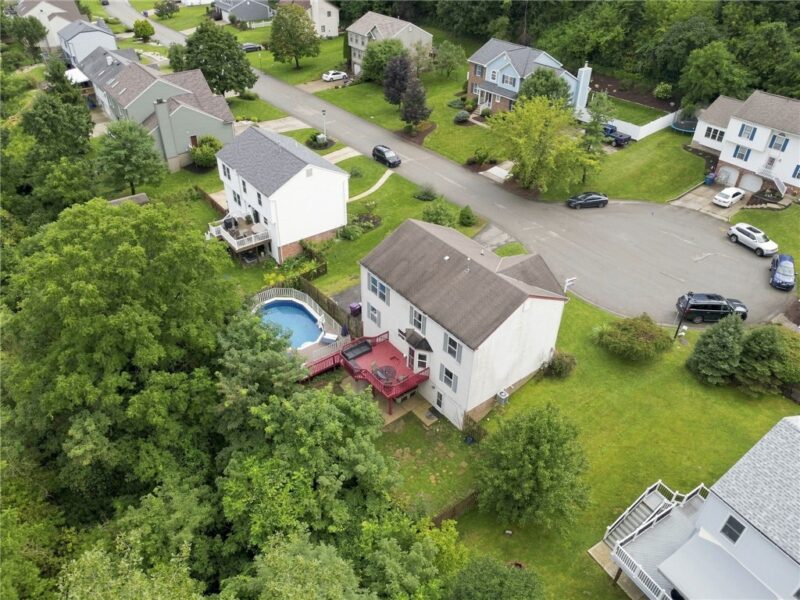 457 Lynn Ann Dr — photo 2