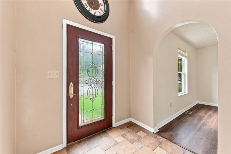 457 Lynn Ann Dr — photo 5