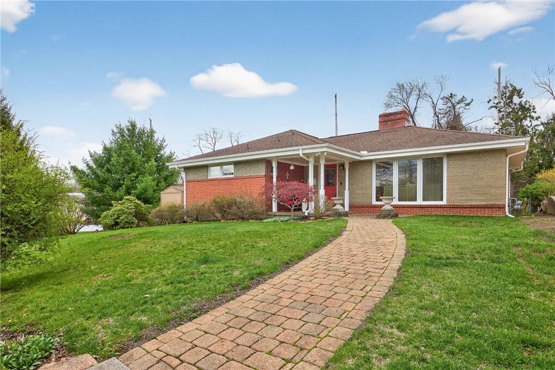 498 Balconade Dr — photo 1