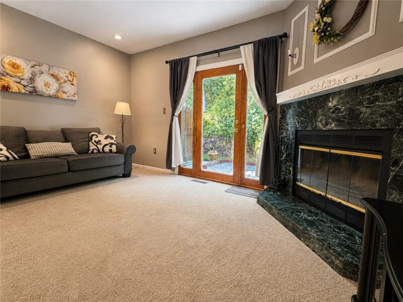 120 Spruce Ct — photo 5