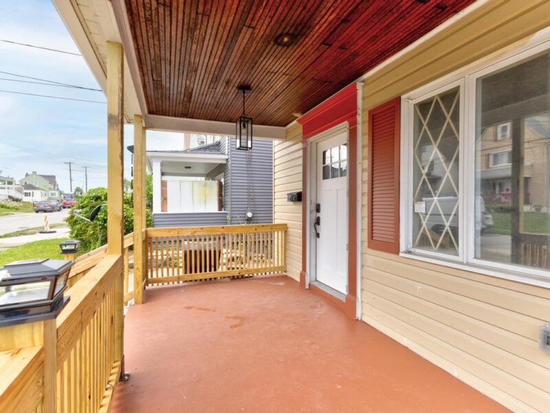 1620 Mcminn St — photo 3