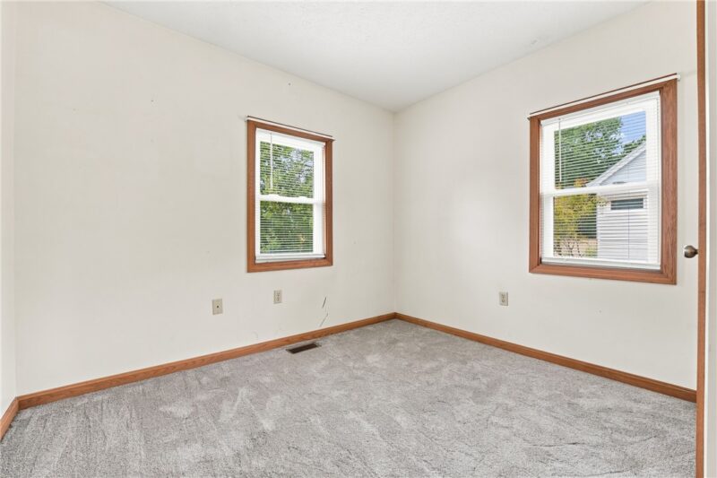 635 Cohasset — photo 8