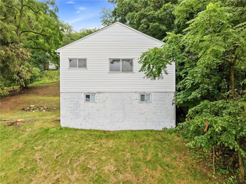 601 Howard St — photo 4