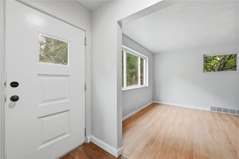 601 Howard St — photo 6