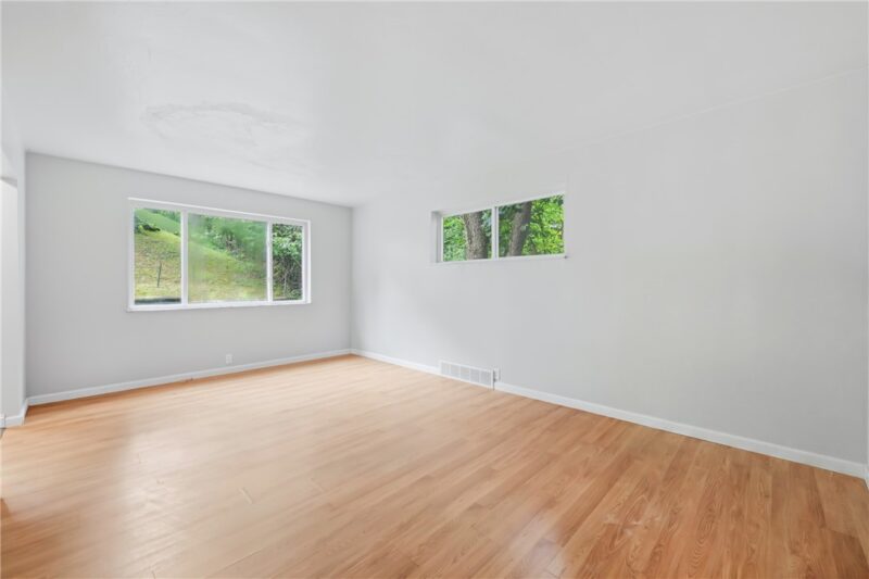 601 Howard St — photo 7