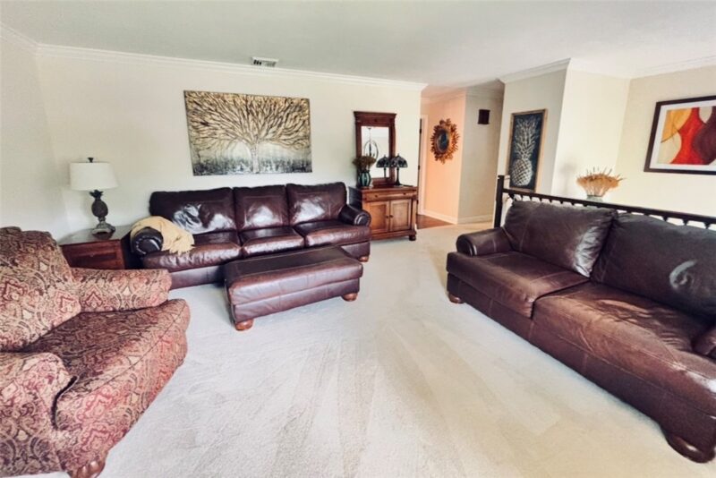 49 Sunnyside Avenue — photo 3