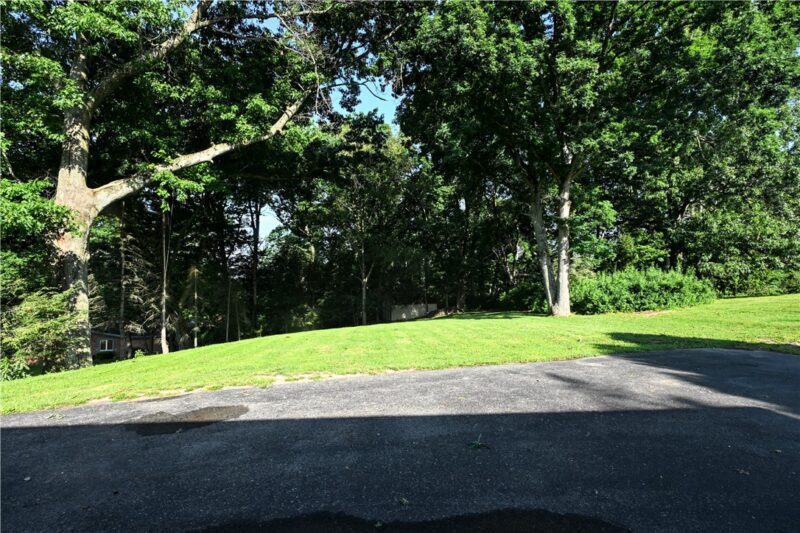 231 Limerick Rd — photo 5