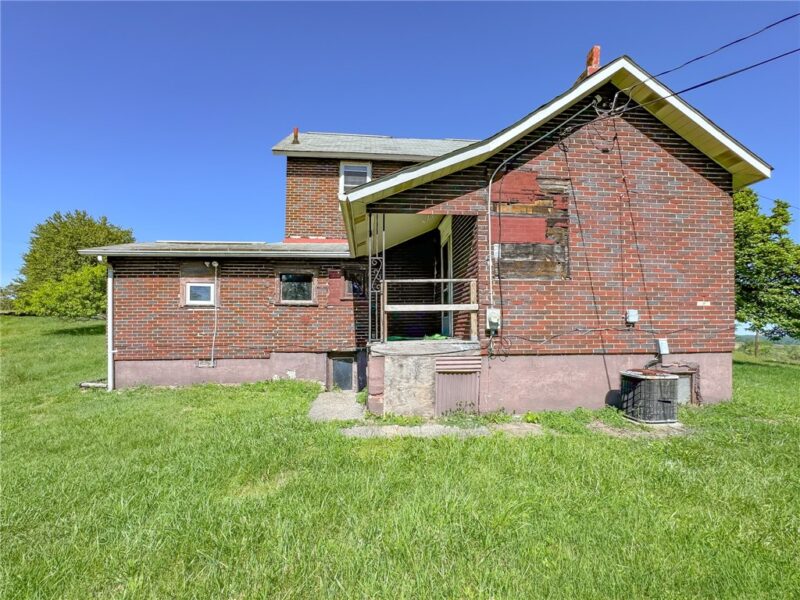 605 Maple St — photo 4