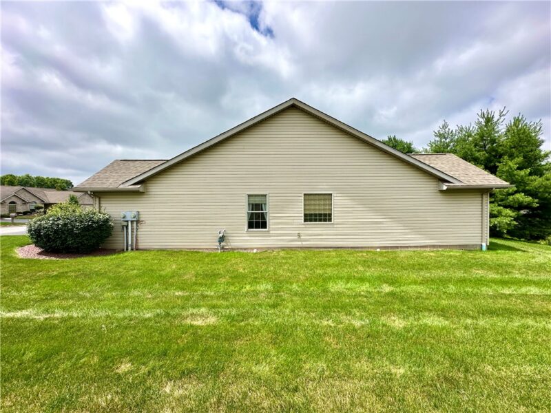 33 Fields Drive — photo 8