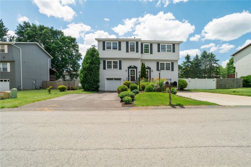 207 Opal Drive — photo 3