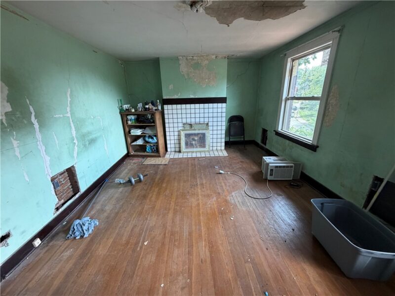 670 Princeton Blvd — photo 4