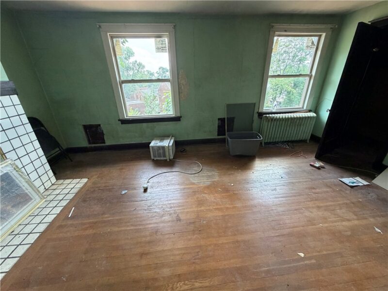 670 Princeton Blvd — photo 5