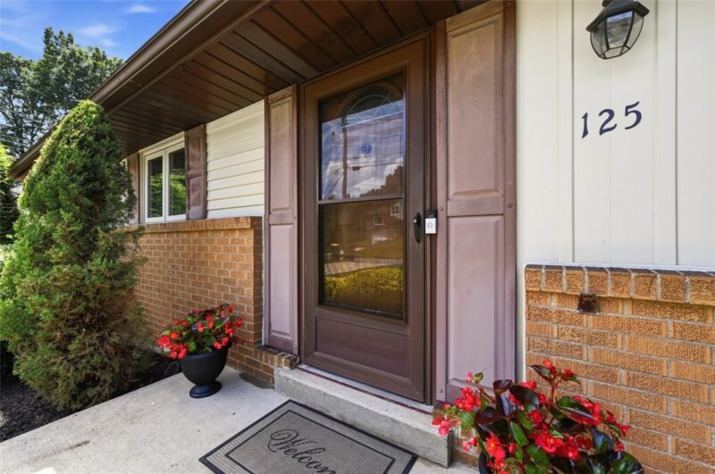 125 Eakin Ave — photo 4