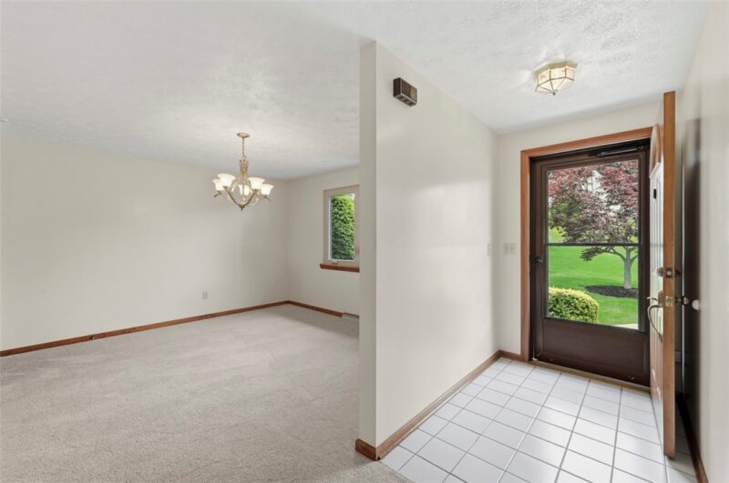 125 Eakin Ave — photo 5