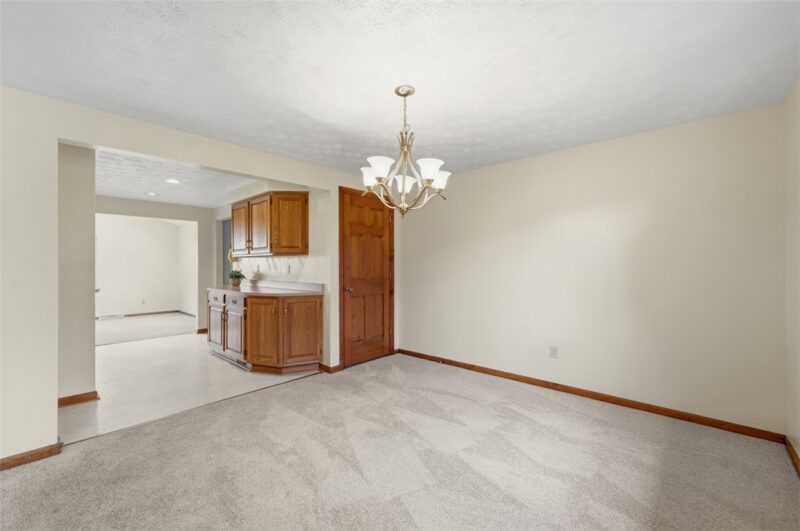 125 Eakin Ave — photo 8