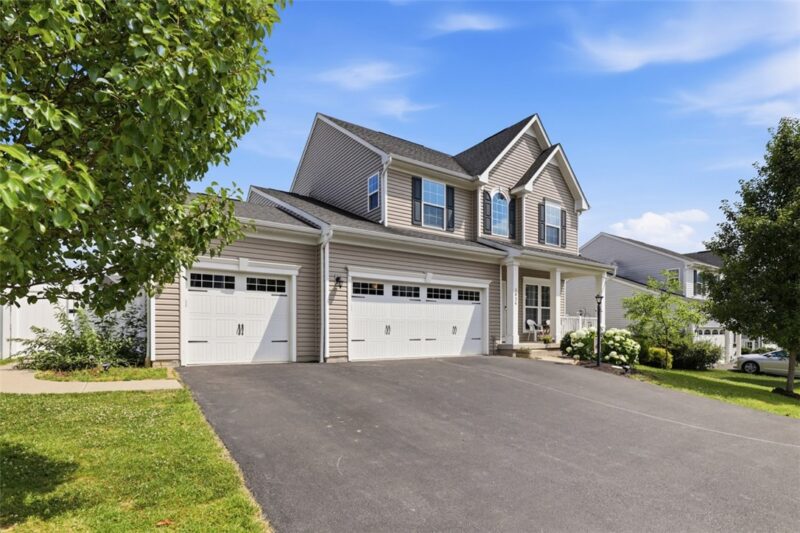 1024 Blackhawk Dr — photo 2