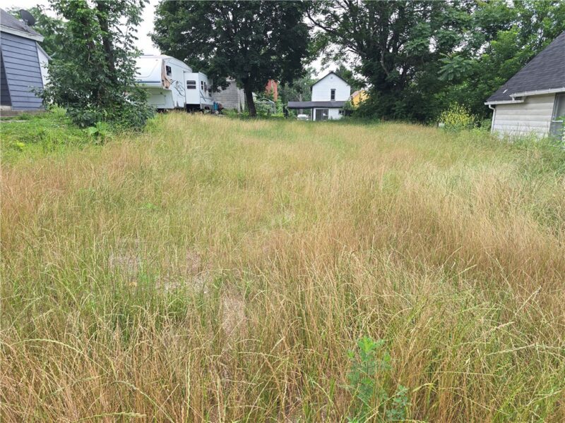 420 Waldo St — photo 2