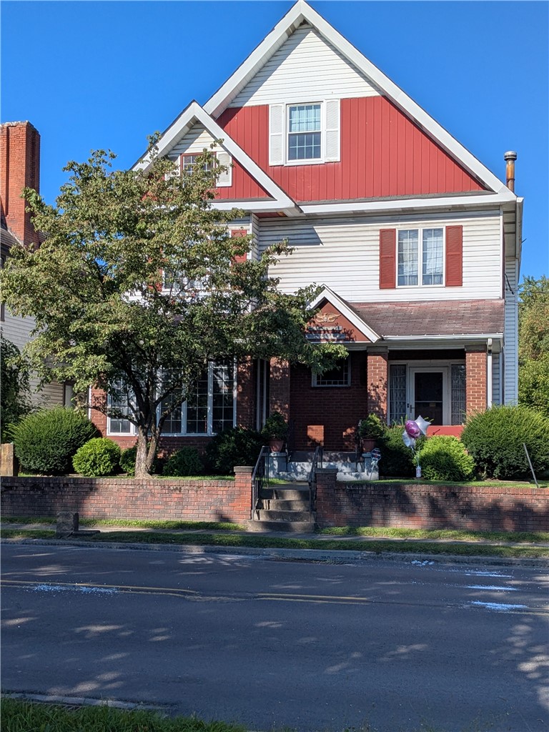 200 S Walnut St — photo 1