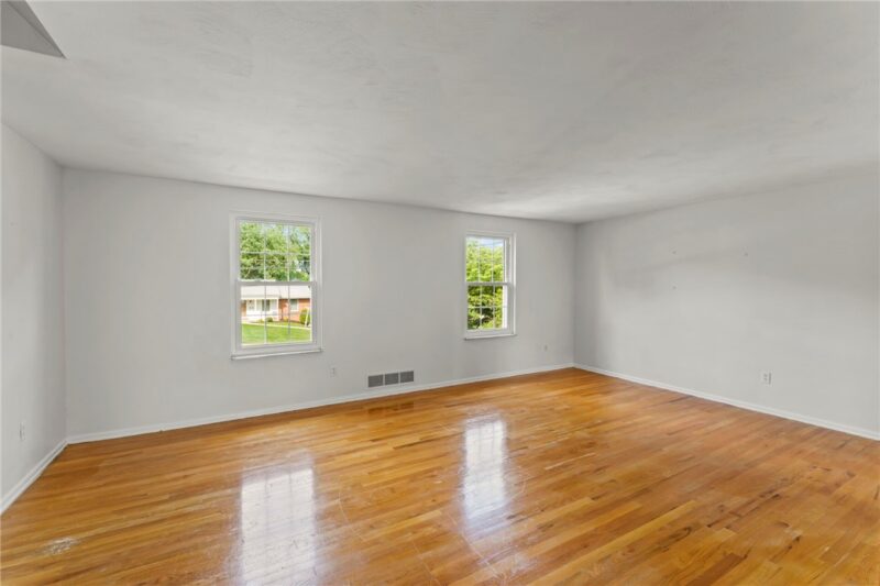 3431 Forest Road — photo 3