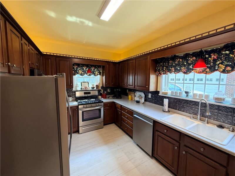 919 E Mahoning Street — photo 6