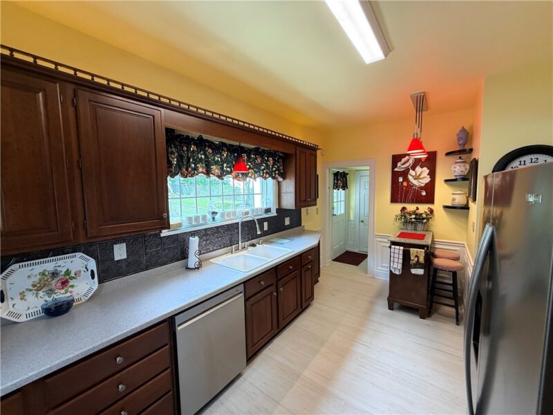 919 E Mahoning Street — photo 8