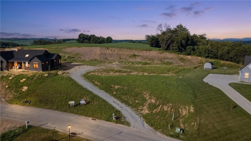 Lot #25 Totteridge Dr (2094 Totteridge Dr) — photo 3